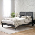 Cama de plataforma tamaño queen de madera de acacia gris oscuro y ratán con cabecero (2 piezas)