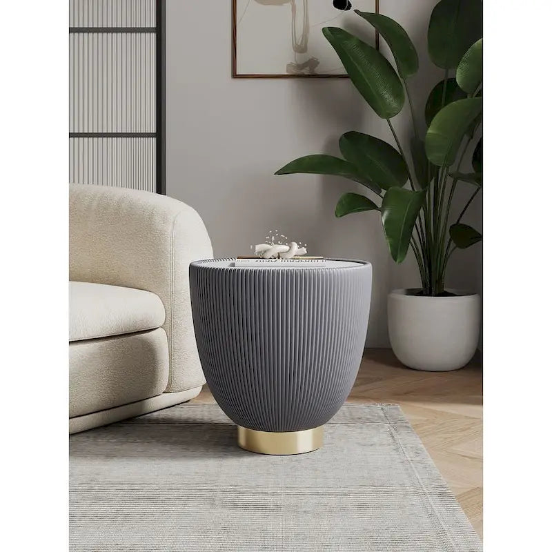 Mesa auxiliar tapizada redonda – Piel sintética plisada y base dorada, 4 colores, 1 persona