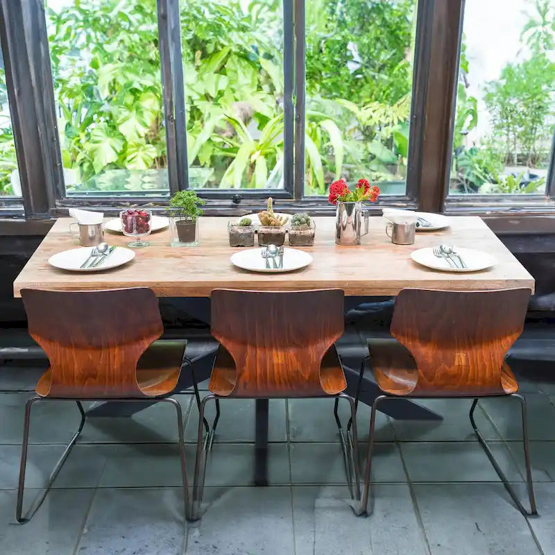 Mesa de comedor rectangular negra, superficie de madera de mango y patas de metal tipo araña, para 6 personas, 160 cm