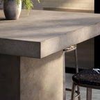 Mesa de comedor rectangular de altura de mostrador gris oscuro para 4 a 6 personas, estilo pedestal de hormigón